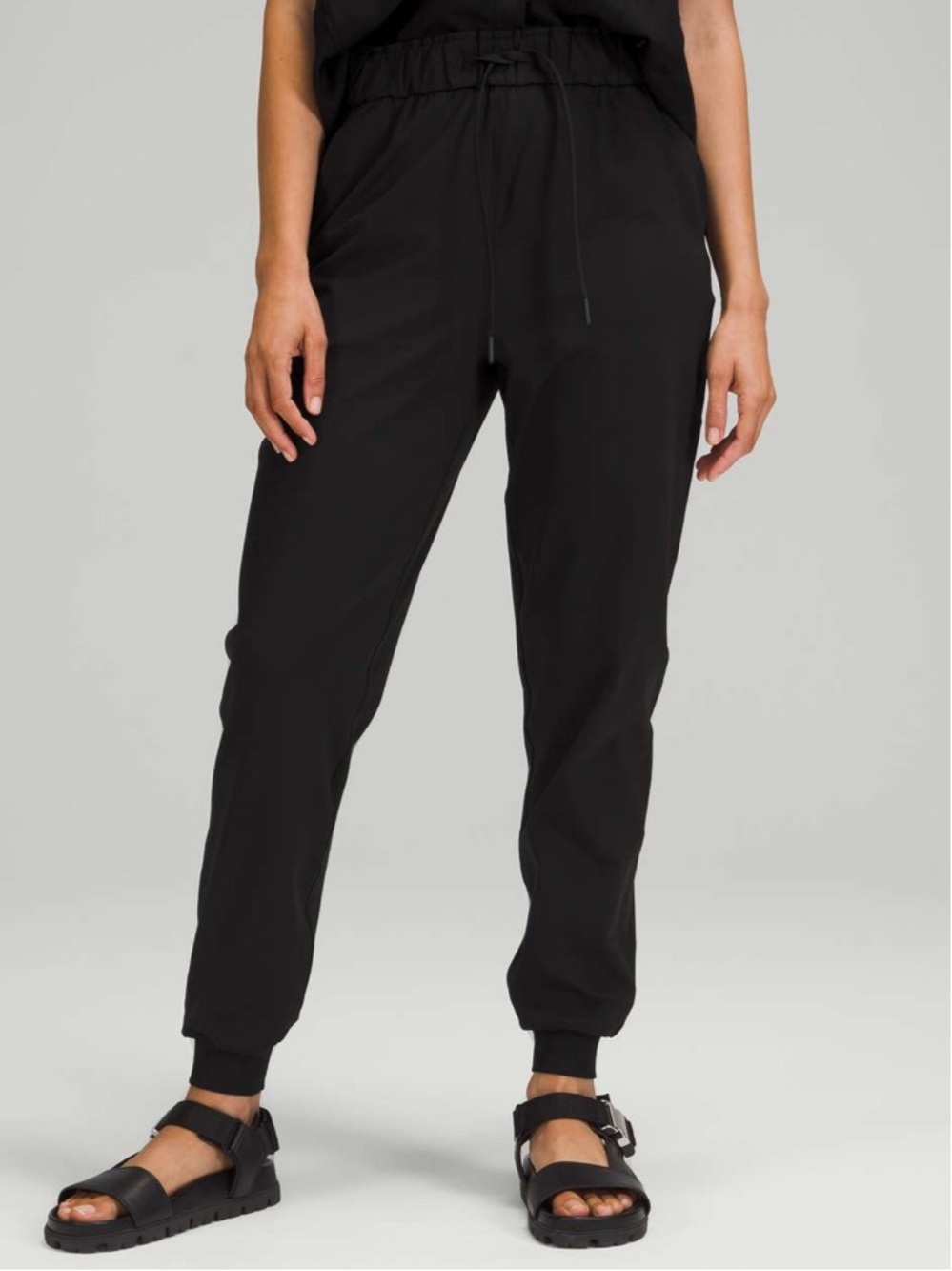 Lululemon Stretch High-Rise Jogger | Size 4 | Black